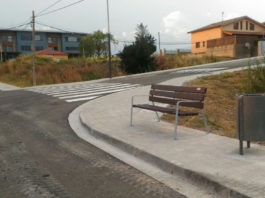 Prats renova la senyalització de l’ermita de Sant Andreu de Llanars i incorpora mobiliari urbà