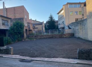 Es posa en marxa el pàrquing gratuït del carrer Reforma