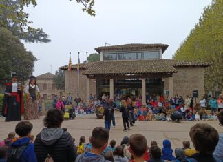 La Setmana Santa i la diada de Sant Jordi omplen d’activitat els carrers i places del poble