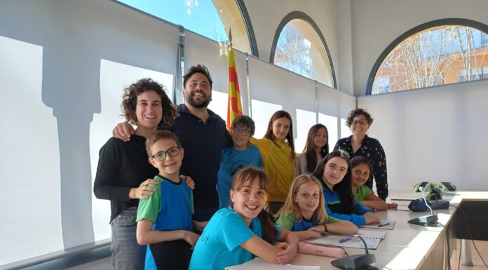 El Consell d’Infants rep la visita del regidor d’Esports en una nova sessió de treball